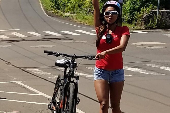 Cycle to the Sea with Maui Bombers - How the downhill ride really feels: speed, control, and van support