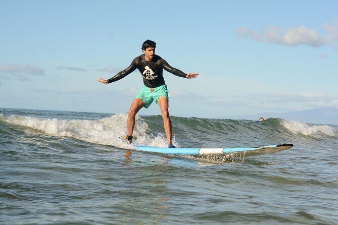 Group Surf Lesson at Kalama Beach in Kihei - Check-In at Kalama Beach Park and the Gear That Saves Your Day