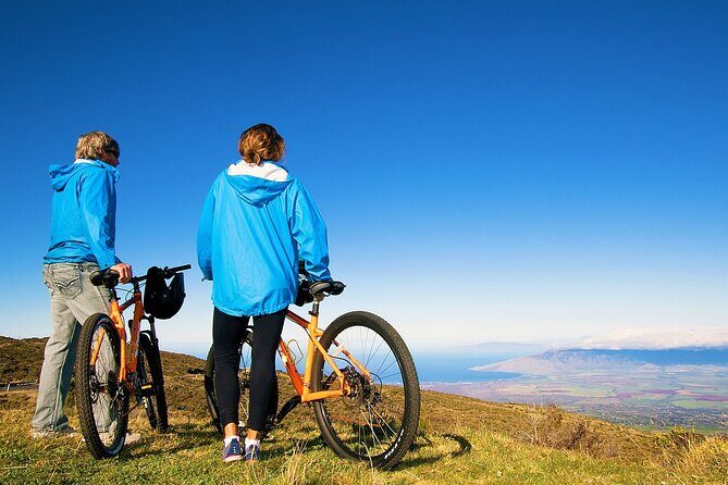 Haleakala Express Self-Guided Bike Tour with Bike Maui - Check-in at 810 Haiku Rd and the gear that actually matters
