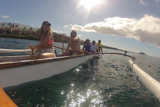 Hawaiian Outrigger Canoe Cultural and Turtle Tour - The effort and comfort: paddling as a real activity