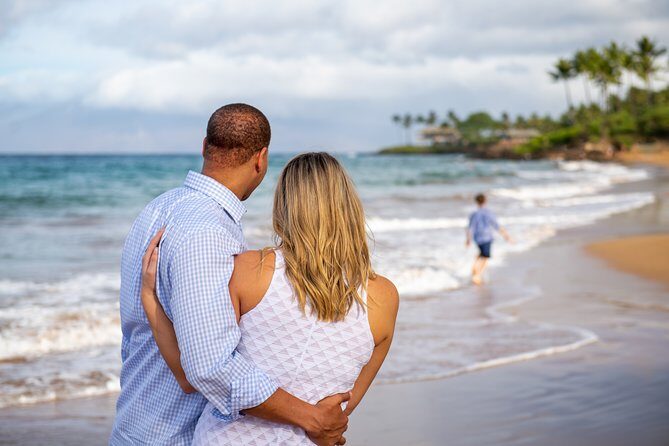 Maui Family and Couple Beach Photo Session - Meeting point at Po‘olenalena Beach and what to do first