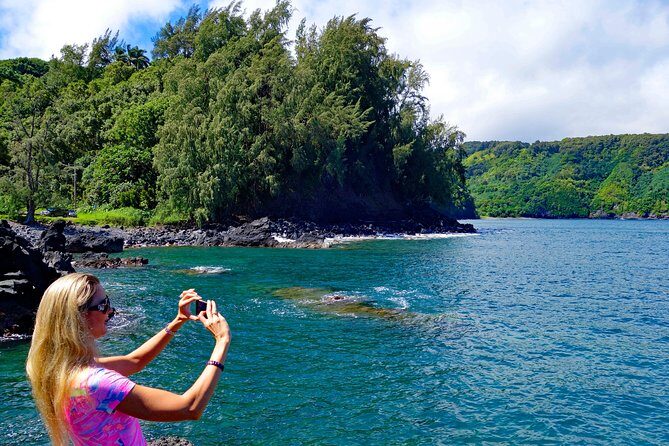 Maui: Famous Road to Hana Waterfalls and Lunch by Mercedes Van - Stress-free Hana Highway driving: 617 curves without the white-knuckle work
