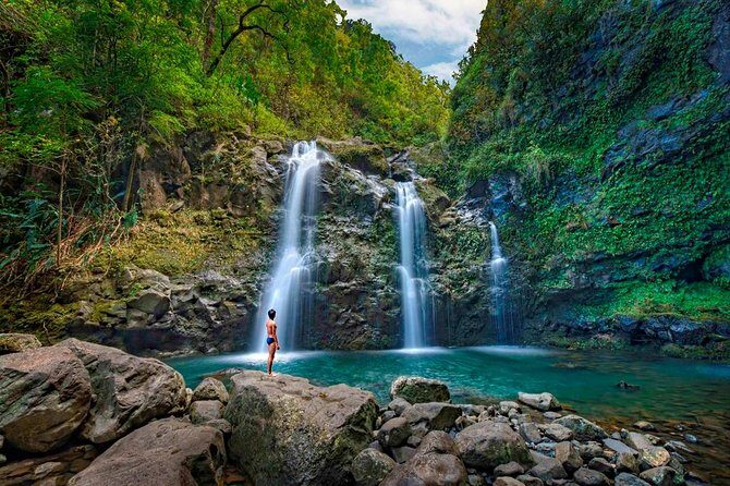 Maui: Famous Road to Hana Waterfalls and Lunch by Mercedes Van - Early pickup at 5:45 am and a max of 14 seats