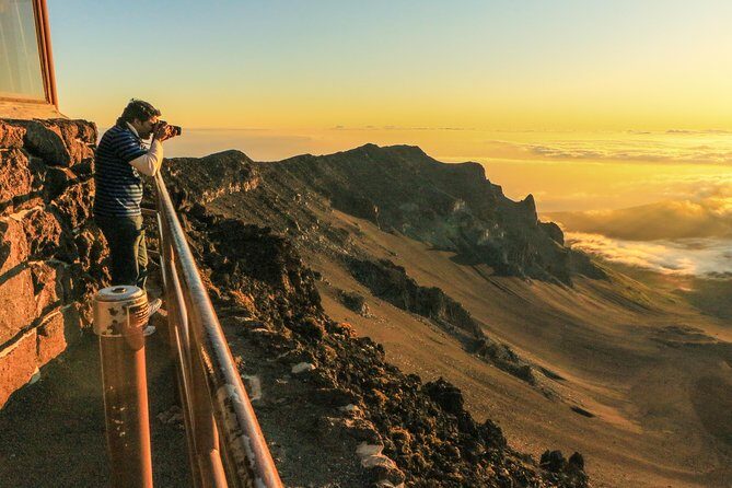 Maui: Majestic Haleakala Sunrise Tour with Pick-up - After sunrise: more park highlights plus a warm meal