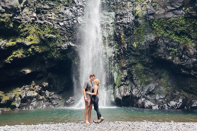 Maui: VIP Private Road to Hana Tour with Pick Up - Wai‘anapanapa State Park: black sand that changes your whole mood