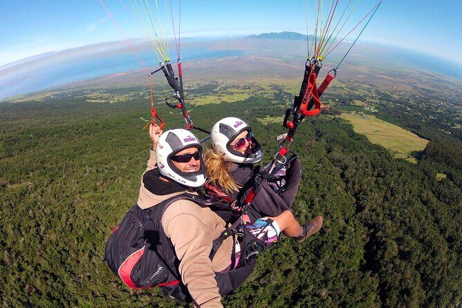 Paraglide Maui's 1K Tandem Paragliding Experience - A Tandem Flight Over Maui: Panoramas and Photos