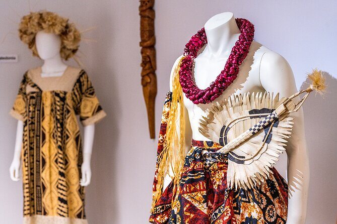 Polynesian Wood Carving on Maui - Meet the craft: tools, methods, and how symbols get explained