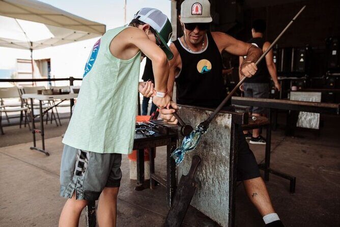 Private One Piece Glassblowing Lesson for 1 or 2 People - Private glassblowing in Lahaina: what makes it worth your time