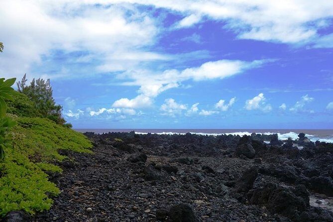 Road to Hana in Mercedes Van: Waterfalls and Black Sand Beach - Wailua and Hana Bay: where volcanic water stories meet black sand