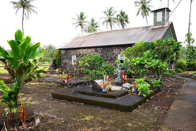 Road to Hana in Mercedes Van: Waterfalls and Black Sand Beach - The last quick wins: Rainbow Eucalyptus and final lookouts