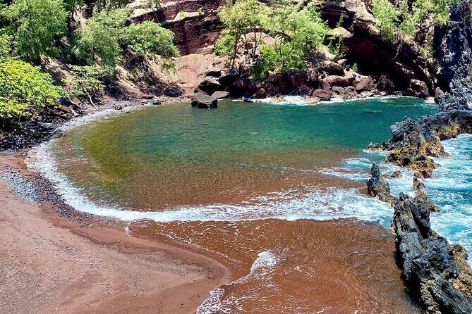 Road to Hana Tour - Best of Maui - Lunch, banana bread, and snacks that keep a long day from feeling brutal
