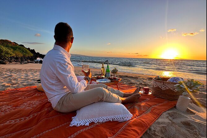 Romantic Sunset Picnic at Pristine Beach with Photo & Video - Kihei Meeting Point and Finding Your Sunset Spot