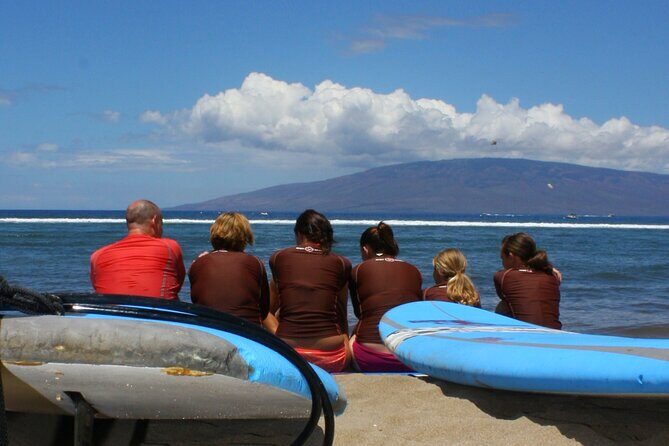 Semi-Private Surf Lesson - 3 Students 1 Instructor - How the small-group setup keeps the lesson personal