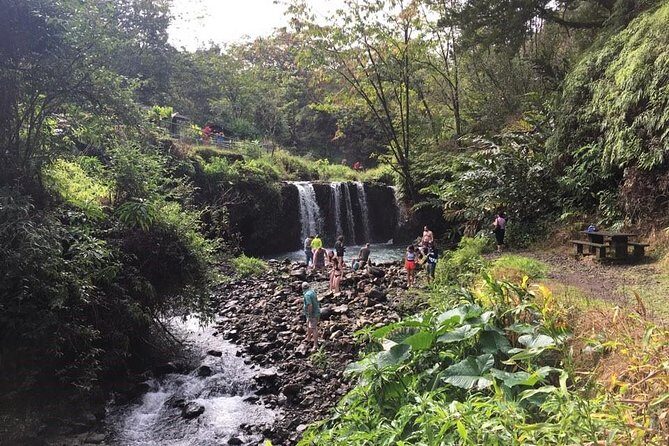 Small-Group Road to Hana Adventure Tour with Pickup & Lunch - Why this Road to Hana day feels better than DIY