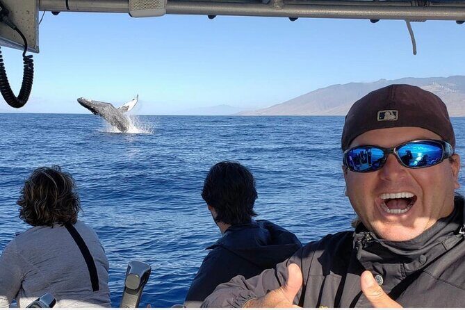 The Best 8 am 1.5 Hour Whale Watching Tour - 1.5 hours on the Maalaea Bay raft: how the search runs